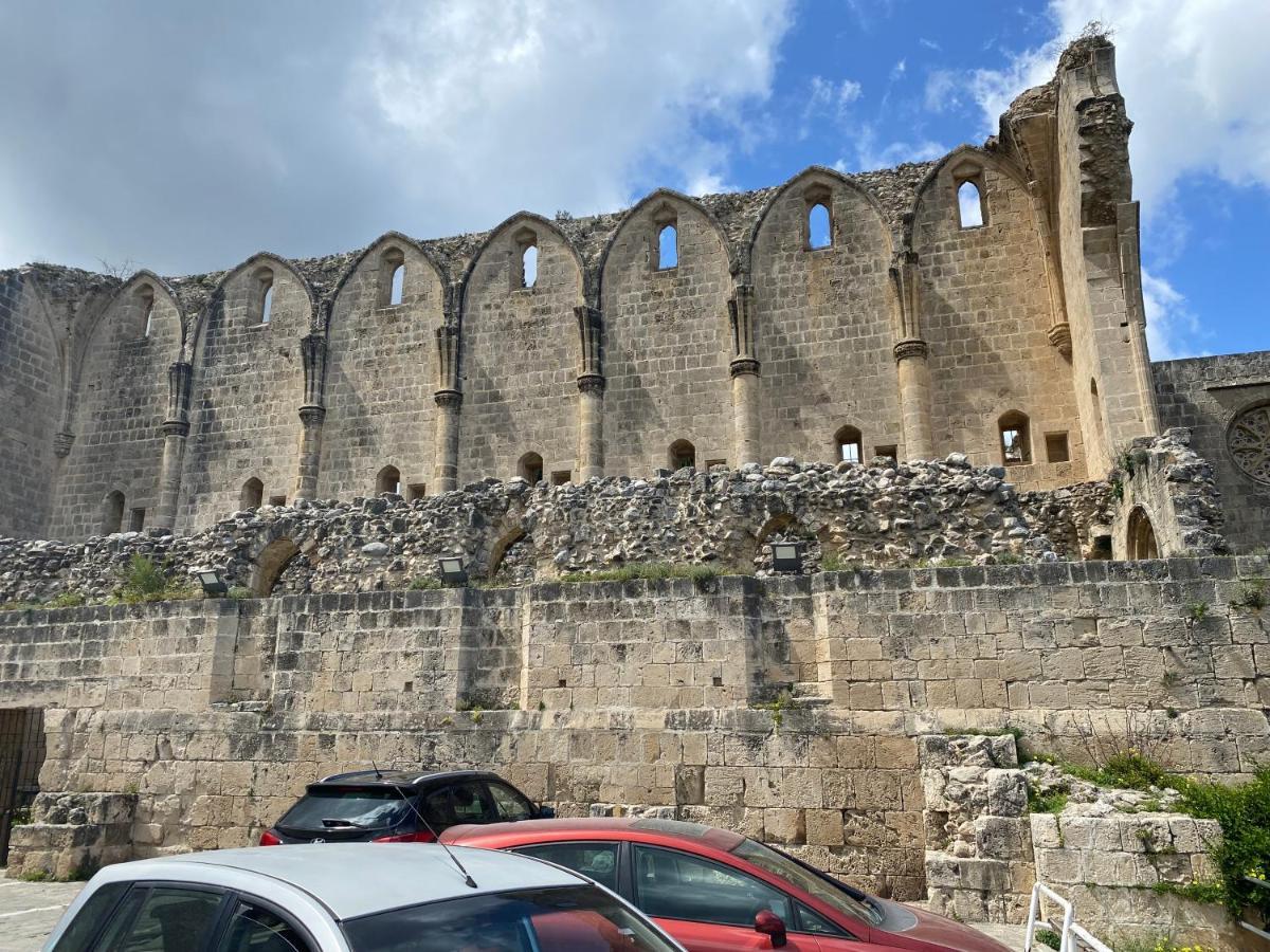 Bellapais Abbey Boutique Hotel 키레니아 외부 사진