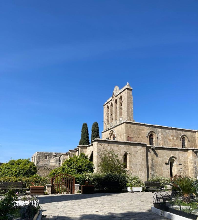 Bellapais Abbey Boutique Hotel 키레니아 외부 사진